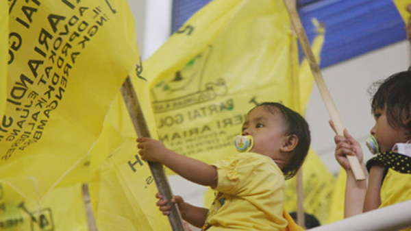 034852_535213_221249_204865_golkar_jambi_ekspres