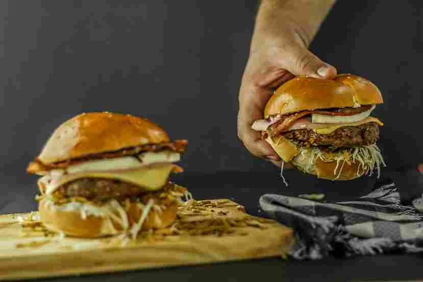 pexels-ricardo-suarez-67888328-8305748_11zon