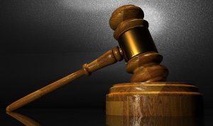 061349_371331_palu_hakim_pengadilan