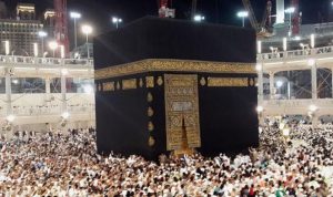 ibadah-umrah-di-masjidil-haram-mekkah-arab-saudi_20170221_103314